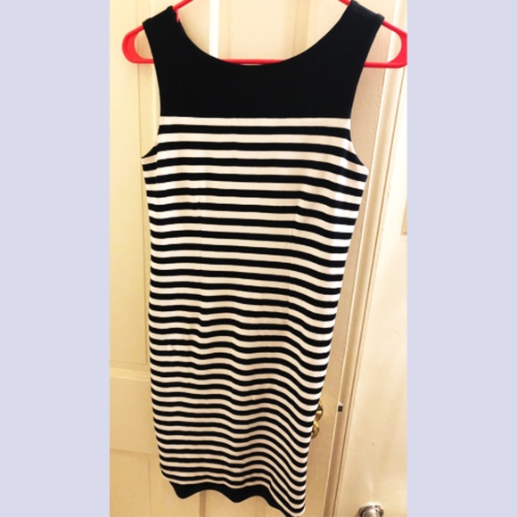 Banana Republic Dresses & Skirts - Banana Republic Striped Dress (Size 0)
